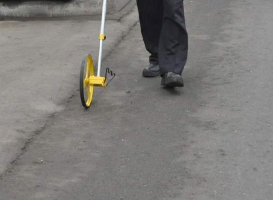 Lovită pe trecerea de pietoni, pe bulevardul Lăpuşneanu